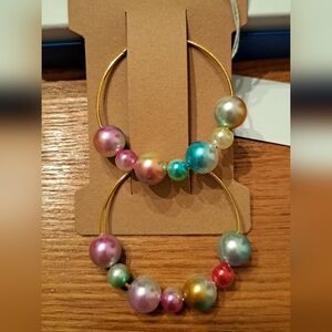 Hoop earrings with colorful beads